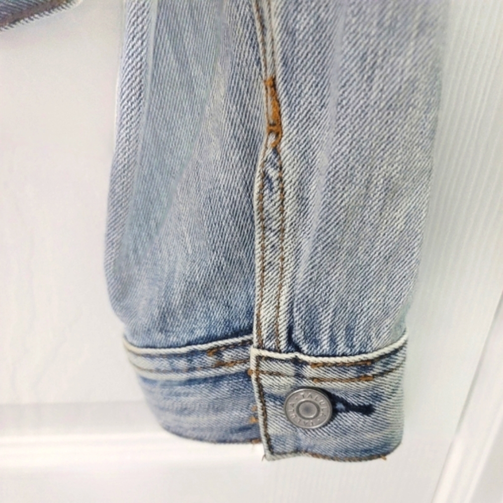 Talula Women's Button-Down Denim Jacket Size M - Picture 13 of 16